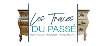 Favicon final Les Traces du Passe Peintre sur mobilier Artisan d'Art light 3