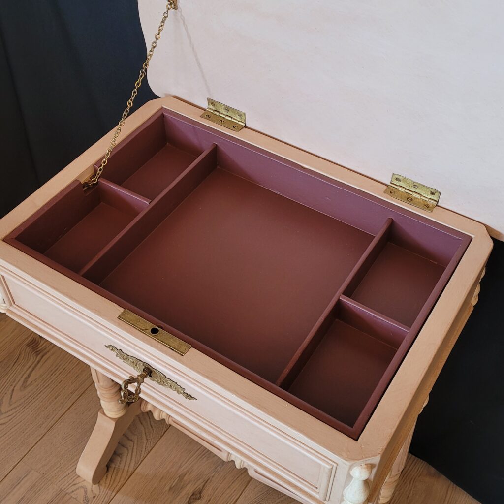 Les Traces du Passe Peintre sur mobilier Artisan d'Art Image (18)